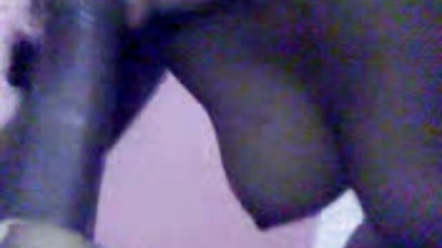 تتمتع Petite Angel سكس محارم كلاسيكى Angelica Crystal بقضيب كبير لعشيقها